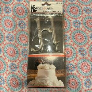 Cake Topper Letter “H”